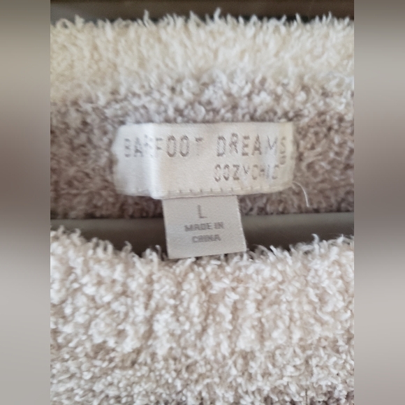 Barefoot Dreams Cozychic Sweater, Size L, Not Used - Picture 5 of 5